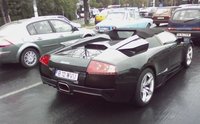 Click image for larger version

Name:	lamborghini_murcielago-bt000169_616540.jpg
Views:	119
Size:	34.2 KB
ID:	2140990