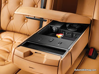 Click image for larger version

Name:	0801_08_a+2008_maserati_quattroporte_collezione_cento+multimedia_connections.jpg
Views:	75
Size:	520.3 KB
ID:	677897