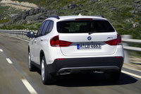 Click image for larger version

Name:	050-2011-bmw-x1-off.jpg
Views:	55
Size:	757.0 KB
ID:	990912