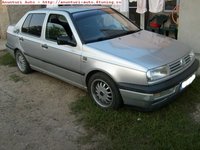 Click image for larger version

Name:	Volkswagen-Vento-1800cmc2.jpg
Views:	86
Size:	64.9 KB
ID:	1884739