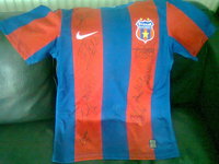 Click image for larger version

Name:	tricou steaua2.jpg
Views:	56
Size:	561.4 KB
ID:	2722166