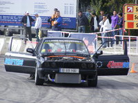 Click image for larger version

Name:	4Tuning Festival Sambata 18 Octombrie 2008 331.jpg
Views:	954
Size:	2.81 MB
ID:	673180