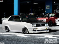 Click image for larger version

Name:	Volkswagen Jetta Battle.jpg
Views:	81
Size:	1,010.6 KB
ID:	1969887
