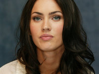 Click image for larger version

Name:	meganfox851600x1200.jpg
Views:	65
Size:	201.5 KB
ID:	439341