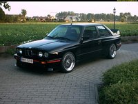 Click image for larger version

Name:	pics-max-18144-406973-bmw-m3-e30.jpg
Views:	39
Size:	122.8 KB
ID:	1601892