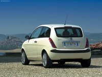 Click image for larger version

Name:	Lancia-Ypsilon_2003_1024x768_wallpaper_27.jpg
Views:	109
Size:	65.6 KB
ID:	710415