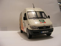 Click image for larger version

Name:	Mercedes Benz Sprinter - MINICHAMPS 1-43 2.JPG
Views:	26
Size:	1.27 MB
ID:	2235939