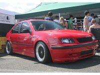 Click image for larger version

Name:	eurp_0708_022_z+waterfest_2007+volkswagen_jetta.jpg
Views:	64
Size:	54.3 KB
ID:	1478419