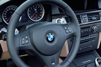 Click image for larger version

Name:	BMW_M3_Cabrio_Low_Res_014.jpg
Views:	71
Size:	70.2 KB
ID:	426873