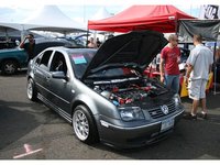 Click image for larger version

Name:	eurp_0708_006_z+waterfest_2007+volkswagen_jetta.jpg
Views:	41
Size:	67.9 KB
ID:	1322834