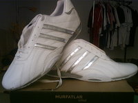 Click image for larger version

Name:	adidas monaco.JPG
Views:	31
Size:	490.6 KB
ID:	301366