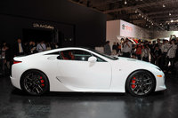 Click image for larger version

Name:	lexuslfalive_06.jpg
Views:	61
Size:	247.3 KB
ID:	1138110