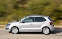 Click image for larger version

Name:	112_0905_15z+2009_volkswagen_polo+side_view.jpg
Views:	174
Size:	47.0 KB
ID:	927428