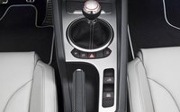 Click image for larger version

Name:	112_0906_05z+2010_audi_TT_RS+center_console.jpg
Views:	1128
Size:	52.5 KB
ID:	956778