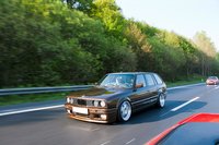 Click image for larger version

Name:	bmw-e30-bronze-touring.jpg
Views:	114
Size:	67.1 KB
ID:	2560571