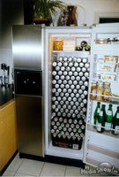 Click image for larger version

Name:	lot-beer-fridge.jpg
Views:	183
Size:	44.5 KB
ID:	1312935