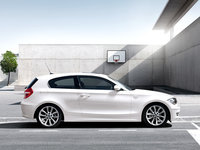 Click image for larger version

Name:	BMW_1series_3door_09.jpg
Views:	29
Size:	198.3 KB
ID:	1228532