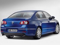 Click image for larger version

Name:	volkswagen-passat-r36-exterior-spate-lateral-dreapta-image-big-1163927168.jpg
Views:	114
Size:	51.3 KB
ID:	283000