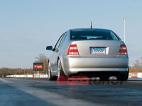 Click image for larger version

Name:	eurp_0807_16_z+2001_volkswagen_jetta_gls+rear_view.jpg
Views:	42
Size:	33.7 KB
ID:	1226817