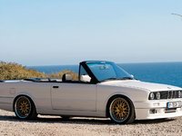 Click image for larger version

Name:	eurp_0801_08_z+1992_bmw_325i+side_view.jpg
Views:	64
Size:	48.3 KB
ID:	1090831