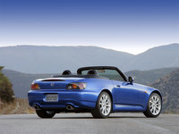 Click image for larger version

Name:	Honda_S2000_001.jpg
Views:	37
Size:	101.8 KB
ID:	2766143