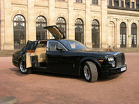Click image for larger version

Name:	EDAG-Rolls-Royce-Phantom-1.jpg
Views:	458
Size:	200.3 KB
ID:	452528