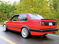 Click image for larger version

Name:	eurp_0903_08_z+1990_vw_jetta_coupe+rear_view.jpg
Views:	45
Size:	116.8 KB
ID:	2694908