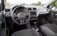 Click image for larger version

Name:	112_0905_05z+2009_volkswagen_polo+cockpit.jpg
Views:	1212
Size:	56.4 KB
ID:	927422