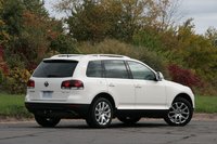 Click image for larger version

Name:	01_touaregv10tdi.jpg
Views:	63
Size:	185.1 KB
ID:	683777