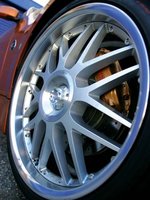 Click image for larger version

Name:	0410it_09z+Nissan_350z+Wheel_View.jpg
Views:	32
Size:	54.5 KB
ID:	1449994