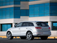 Click image for larger version

Name:	Audi-Q7_V12_TDI_2007_1280x960_wallpaper_0d.jpg
Views:	39
Size:	210.0 KB
ID:	1561728