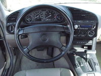 Click image for larger version

Name:	1993 BMW 318i steering wheel.JPG
Views:	47
Size:	147.1 KB
ID:	2914510