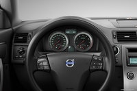 Click image for larger version

Name:	2010-Volvo-C70-16.jpg
Views:	208
Size:	441.5 KB
ID:	1067827