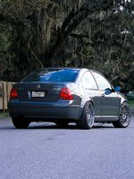 Click image for larger version

Name:	0304_09z+volkswagen_jetta_coupe+right_rear.jpg
Views:	152
Size:	69.3 KB
ID:	1238927