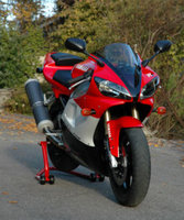 Click image for larger version

Name:	245px-Yamaha_YZF_R1_2001.jpg
Views:	303
Size:	22.8 KB
ID:	580724