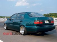 Click image for larger version

Name:	eurp_0810_01_z+1996_volkswagen_jetta+side_rear_view.jpg
Views:	77
Size:	39.9 KB
ID:	1255945