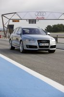 Click image for larger version

Name:	Audi_RS6_Avant_13.jpg
Views:	362
Size:	39.7 KB
ID:	715500