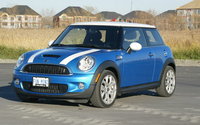 Click image for larger version

Name:	11370_2009_MINI_Cooper.jpg
Views:	100
Size:	54.8 KB
ID:	1231126