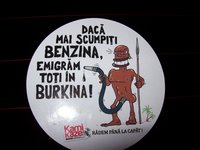 Click image for larger version

Name:	stiker-kamikaze-ieftiniti-benzina.jpg
Views:	148
Size:	86.2 KB
ID:	1883966