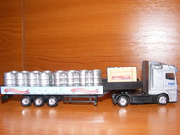 Click image for larger version

Name:	Mercedes Actros + semiremorca Beverage 1-87 2.JPG
Views:	122
Size:	1.52 MB
ID:	1400388