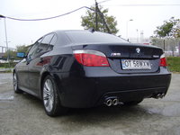 Click image for larger version

Name:	BMW-M5dualEx01.JPG
Views:	88
Size:	1.95 MB
ID:	1765064