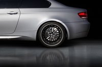 Click image for larger version

Name:	emotion-wheels-bmw-m3-04.jpg
Views:	46
Size:	28.6 KB
ID:	1477145