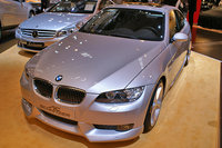 Click image for larger version

Name:	AC-Schnitzer-BMW-335i-Coupe-Essen-12-big.jpg
Views:	205
Size:	144.5 KB
ID:	186420