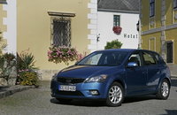 Click image for larger version

Name:	2010-Kia-Ceed-5d-21.jpg
Views:	130
Size:	480.2 KB
ID:	1069208