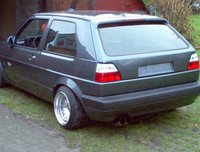 Click image for larger version

Name:	VW-Golf-uRra.jpg
Views:	153
Size:	20.2 KB
ID:	930117