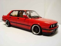 Click image for larger version

Name:	BMW_M5_rot_35.jpg
Views:	83
Size:	24.1 KB
ID:	1848732