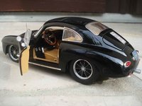 Click image for larger version

Name:	porsche_356b_noire_jantes_brm_alu_dsc02459ey6.jpg
Views:	21
Size:	36.9 KB
ID:	1960916