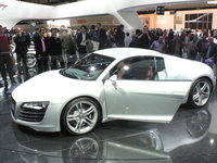 Click image for larger version

Name:	800px-Audi_RS8_4.JPG
Views:	76
Size:	88.1 KB
ID:	1252464