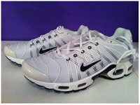 Click image for larger version

Name:	NikeAirMaxTN44.jpg
Views:	63
Size:	28.0 KB
ID:	2214222