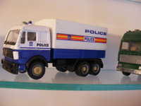 Click image for larger version

Name:	Mercedes Benz Police - CARARAMA HONGWELL 1-43 2.JPG
Views:	47
Size:	1.42 MB
ID:	1960906